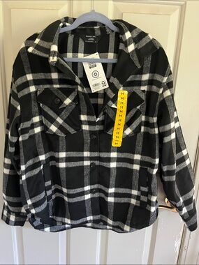 Black & White Plaid Shacket Jacket NWT